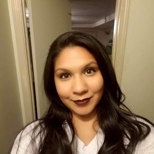 Meet your Posher, Deeanna